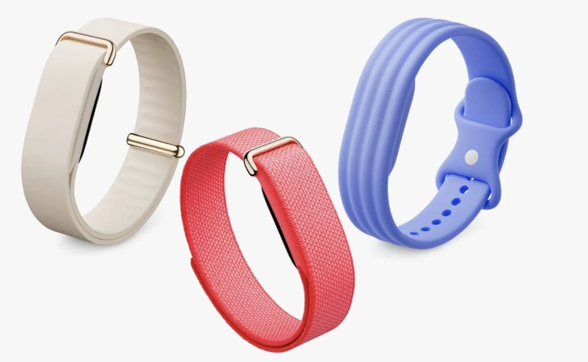 स्मार्टवॉच का झंझट खत्म! Google लाया बिना स्क्रीन वाला Fitbit Air, जो आपकी सेहत पर रखेगा AI वाली पैनी नज़र
