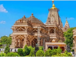 मंदिर को 337 करोड़ का महादान, 34 सालों में 520 गुना बढ़ा भगवान का 'प्रॉफिट', नोट गिनने में 200 लोग जुटे