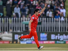 A New Pace Star Is Born In Pakistan: Uncapped 22-Year-Old Defends 5 Runs In Final Over Of PSL Thriller