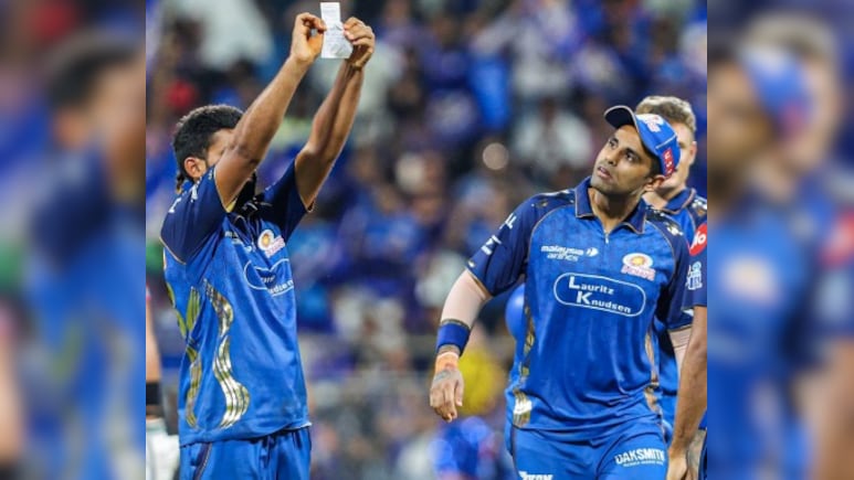 IPL 2026: 'जय श्री राम', कौन हैं रघु शर्मा? पहला विकेट लेने के बाद निकाली पर्ची,  MI के लिए इमोशनल मैसेज किया शेयर