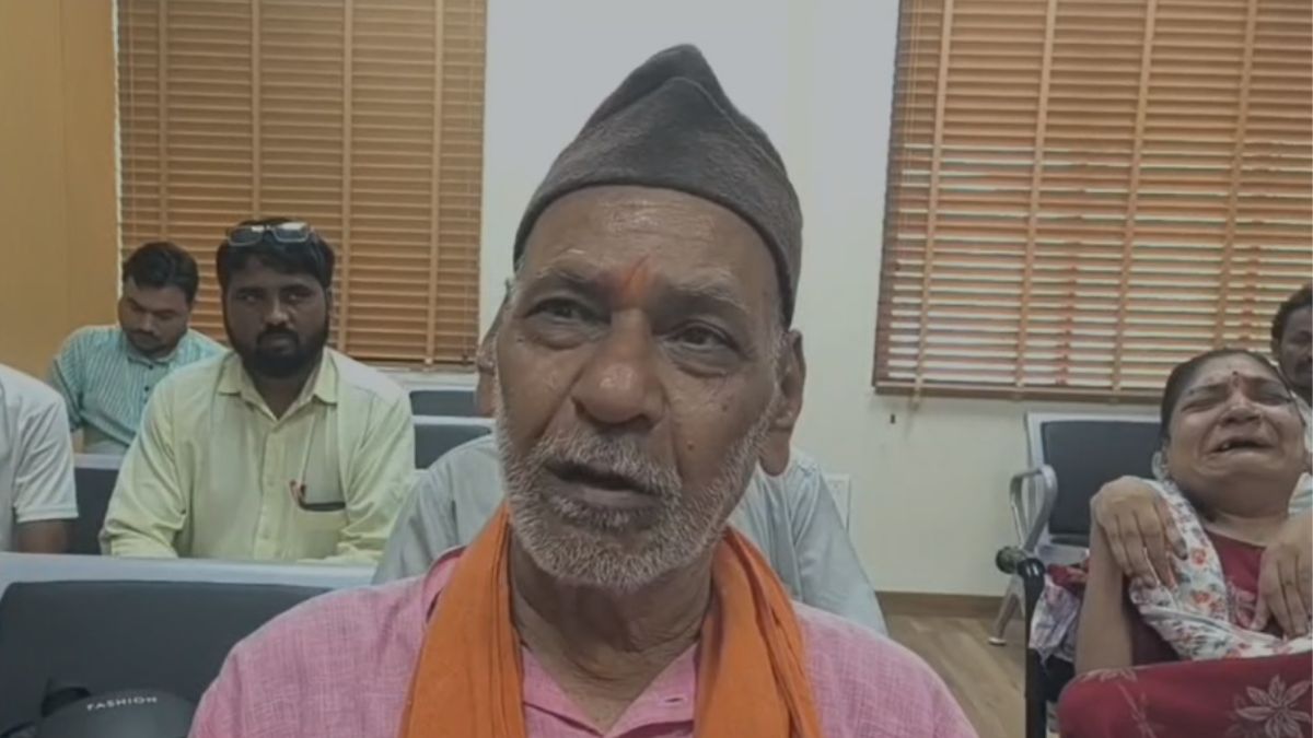 शराब पीकर घर में बवाल करता है...छोटे बेटे से तंग आकर इच्छामृत्यु मांगने पहुंच गया गुजरात का ये परिवार