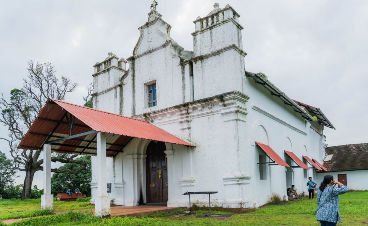 Over 427 years old, this tiny white chapel is surrounded by ghost stories. Over 427 years old, this tiny white chapel is surrounded by ghost stories.