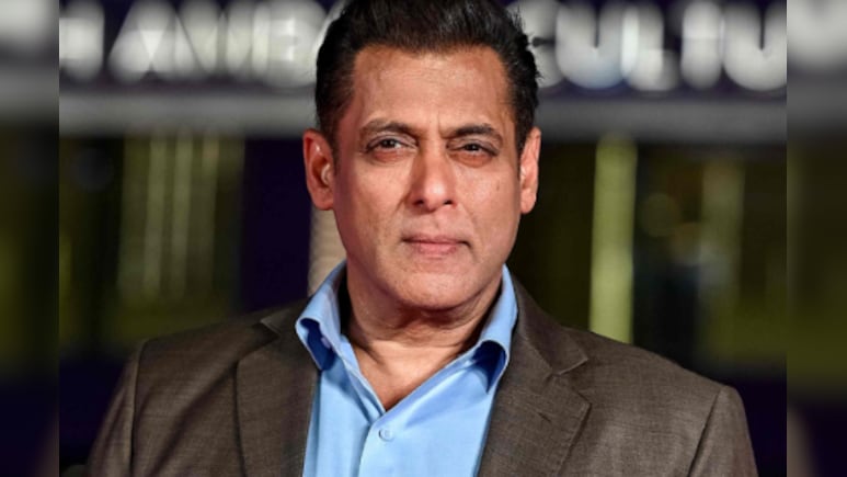 After Salman Khan's 'Lonely' Post, The Superstar Says His Mom Asked, '<i>Kya Hua Beta</i>?'