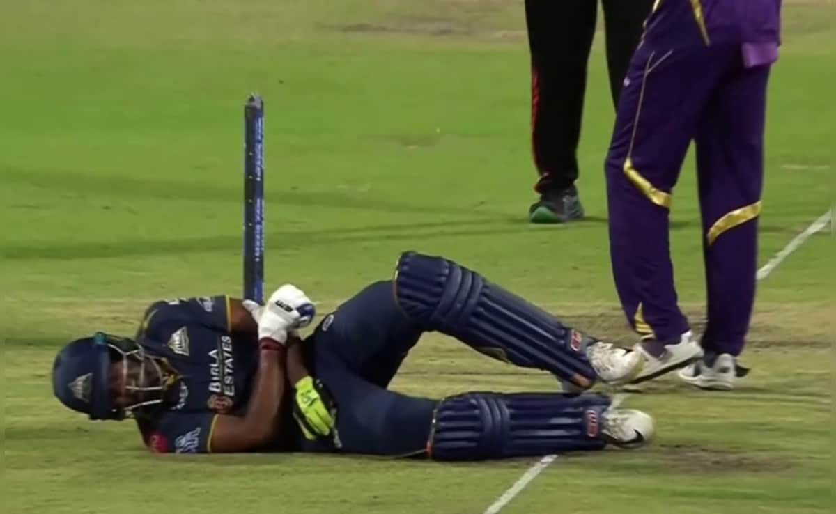 What Happened To Sai Sudharsan - GT Star Opener Leaves Field In Pain vs KKR In IPL 2026 Match
