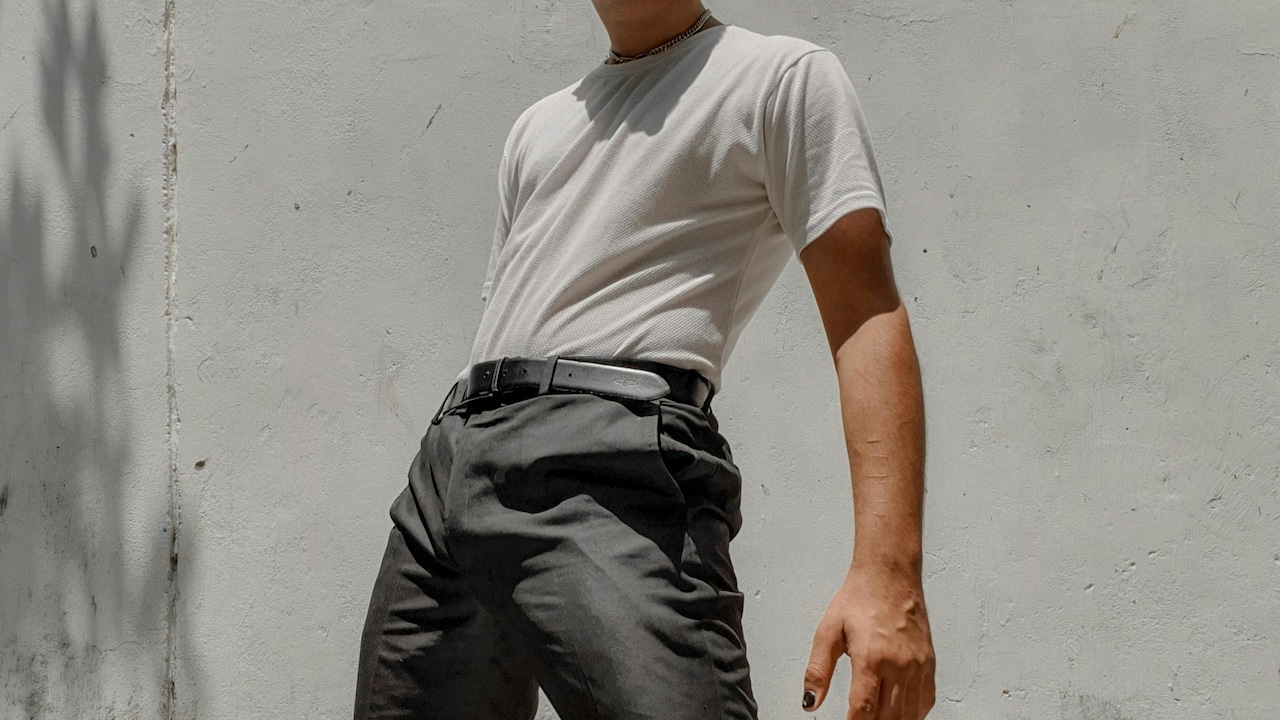 Skinny vs Straight Fit Formal Trousers: Which Works Better For Office Wear?