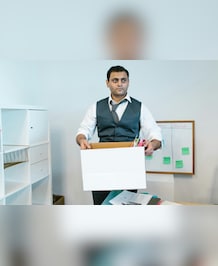 नौकरी छोड़नी है तो पहले ये सोच लें