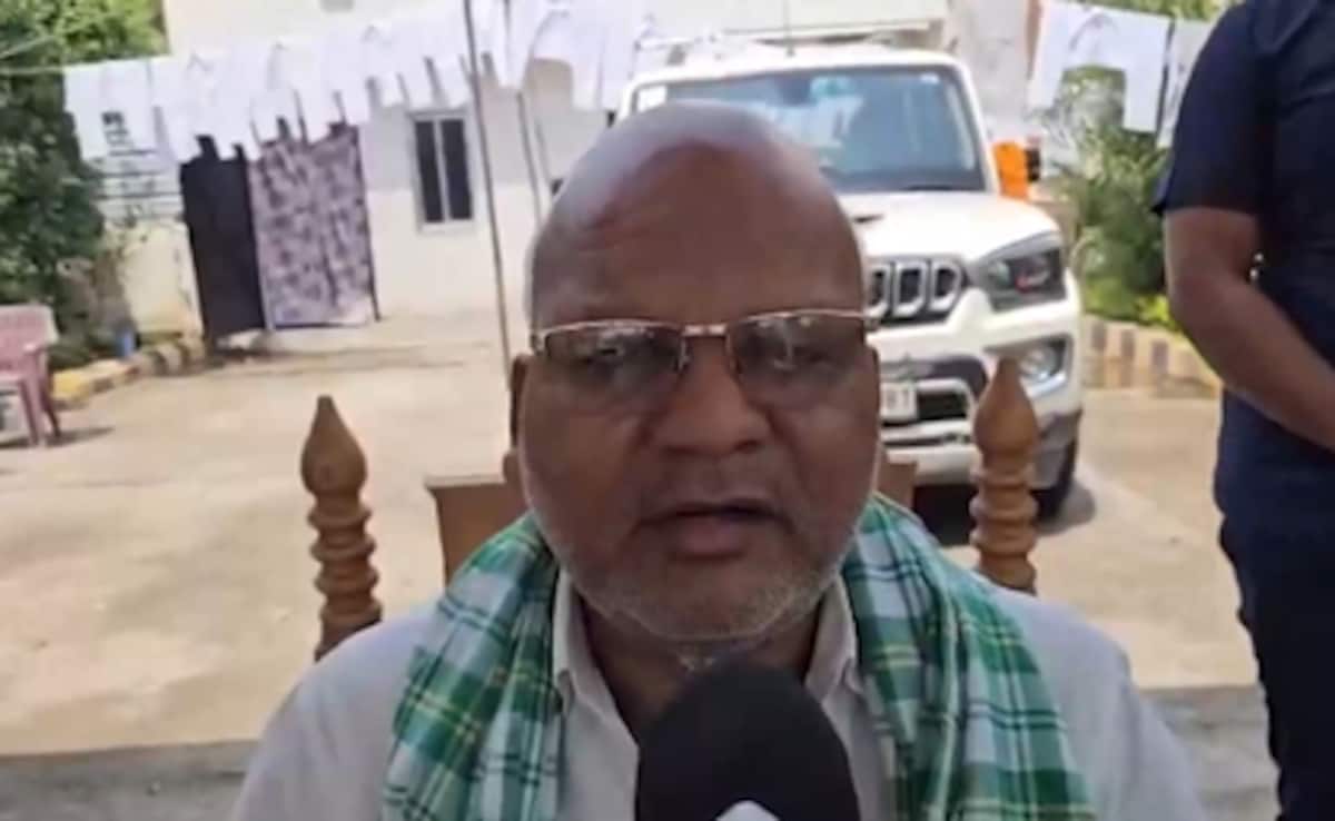 बिहार: तूफान के बाद मंत्री रत्नेश सदा की बिल्डरों को दो टूक, बोले- 'मानकों से समझौता किया तो होगी कार्रवाई'