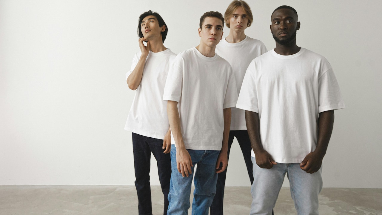Big on comfort, bold on style: airportready tees under ₹1,500.