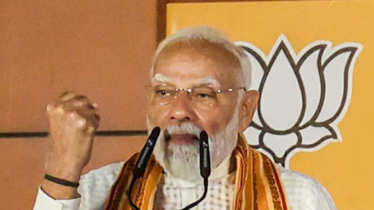 जिनके नाम वोटर लिस्ट से कट गए हैं उनका बंगाल में क्या होगा, क्या वापस भेजे जाएंगे?