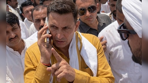 जीतू पटवारी का वीड&zwj;ियो वायरल: ''कलेक्&zwj;टर साहब, आपका यह अपमान हमेशा याद रखूंगा"