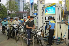 Petrol Diesel Price Hike LIVE:  इन शहरों में पेट्रोल 100 के पार, जानें कहां कितने बढ़े दाम, क्या और महंगा होगा पेट्रोल-डीजल?