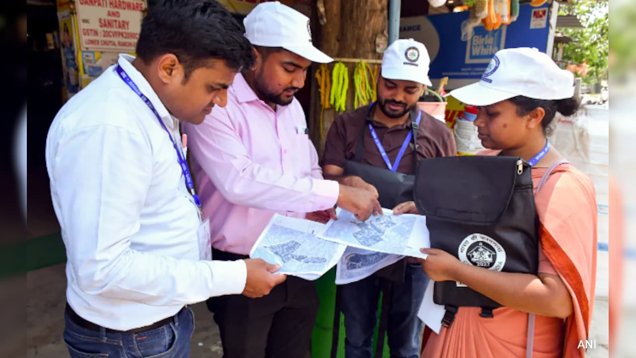 जनगणना का दूसरा चरण: क्या जाति-धर्म के लिए देना होगा प्रमाणपत्र, पूछी जा सकती है माता-प‍िता की ये ड‍िटेल