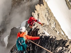 Two Indian Climbers Die While Descending From Mount Everest After Reaching Summit