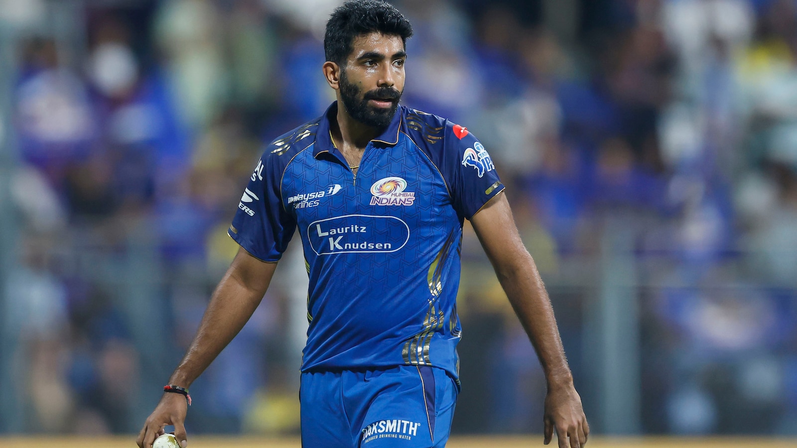 Jasprit Bumrah Pulls Off Inverse Don Bradman, Breaks Unwanted World Record