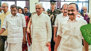 Kerala Governor Upset Over 'Incomplete' Vande Mataram, Chief Minister Replies