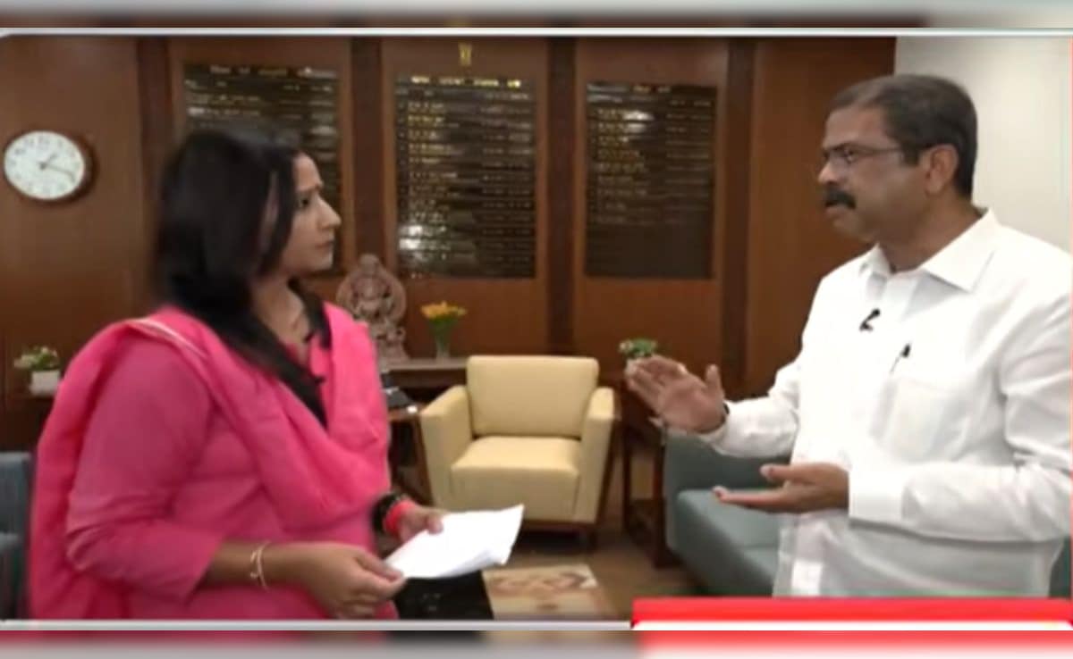 OSM से पहले कितने छात्र करते थे कॉपी री-चेकिंग की मांग? शिक्षा मंत्री ने बताया कितना आया अंतर