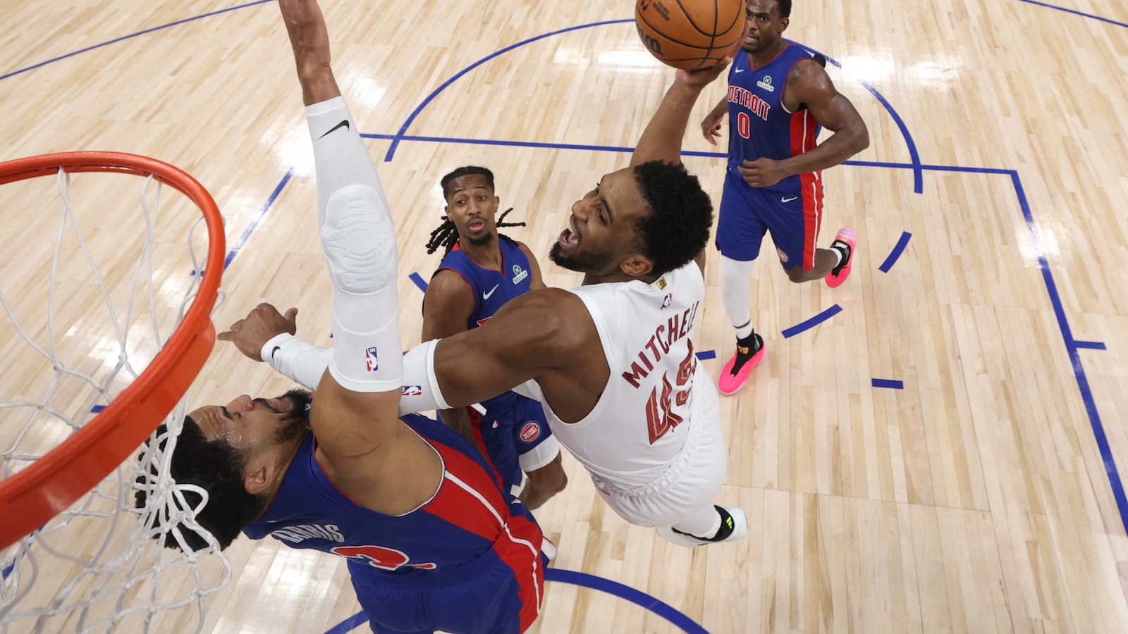 Charles Barkley Blasts Cavaliers’ Strategy After Evan Mobley Disappears In Knicks’ Game 2 Win
