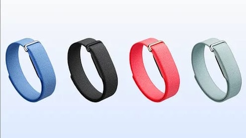 Google Launches All-New Fitbit Air &mdash; 7 Ways You Can Use It