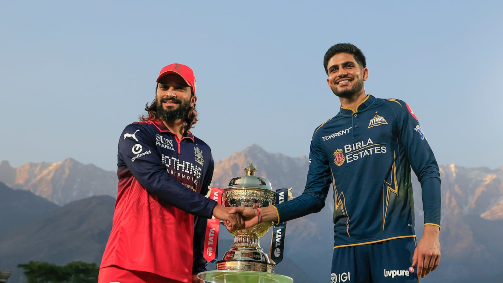 RCB vs GT LIVE Score, IPL 2026 Qualifier 1: RCB Take 2 Ultra-Bold Calls In Playing XI; Shubman Gills GT Opt To Bowl