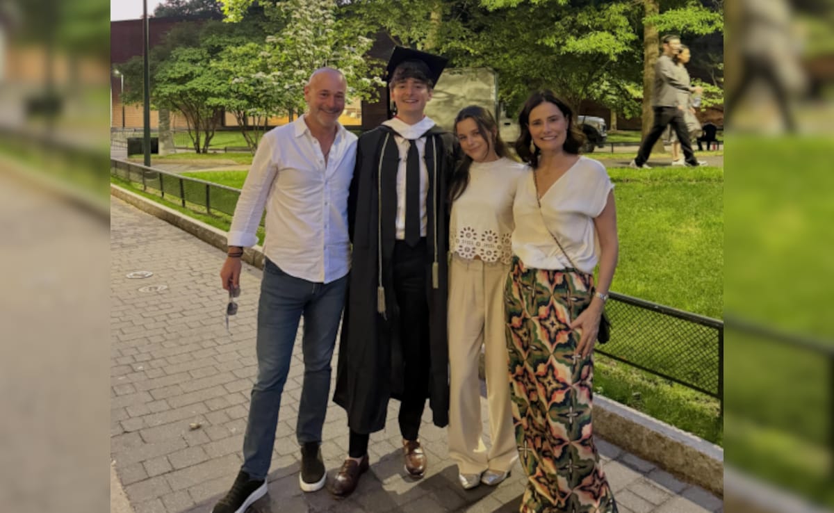 Stranger Things Star Noah Schnapp Earns Ivy League Degree, Celebrates Graduation With Family