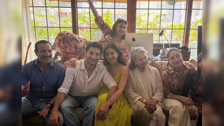 Soha Ali Khan Goes To Kareena Kapoor For Gossips, Saif Ali Khan For Relationship Advice