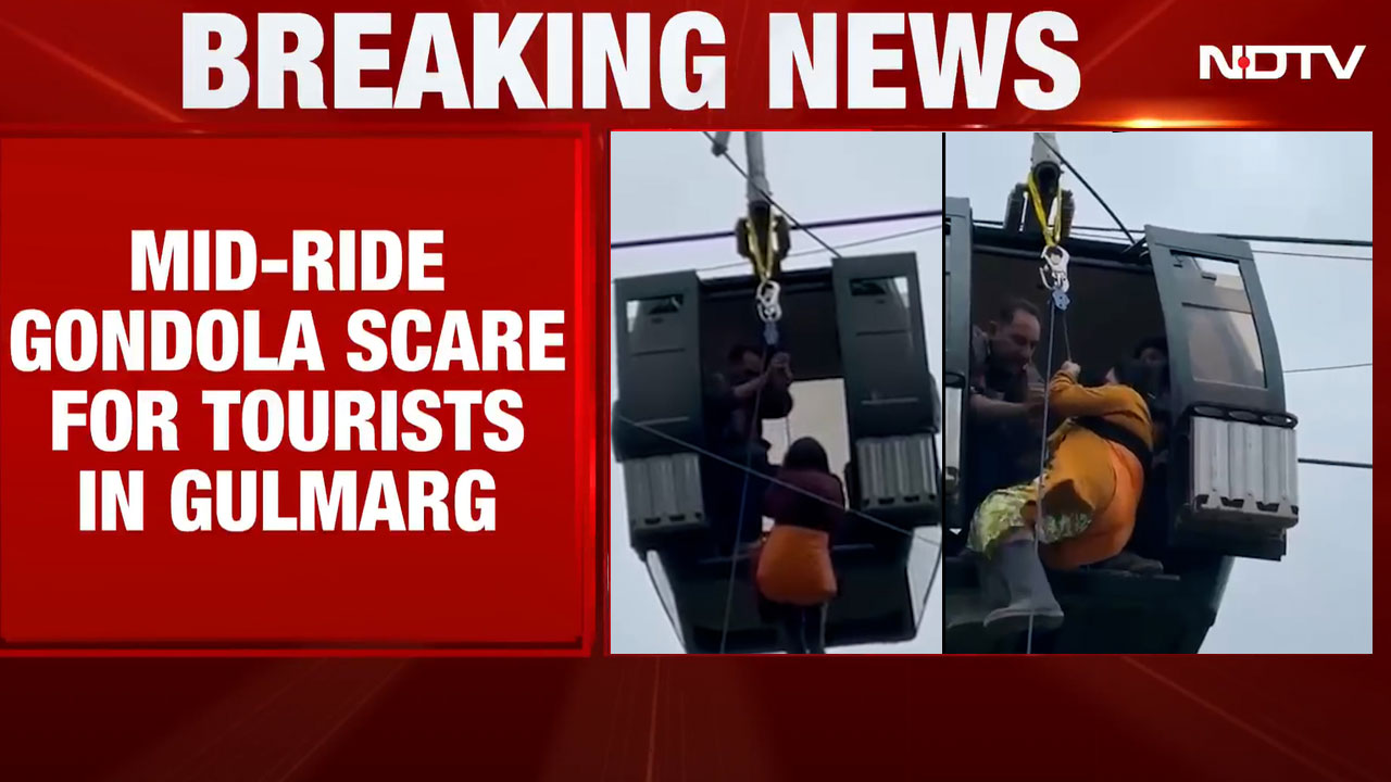 Tourists Rescued After Gulmarg Cable Car Develops Mid-Air Snag
