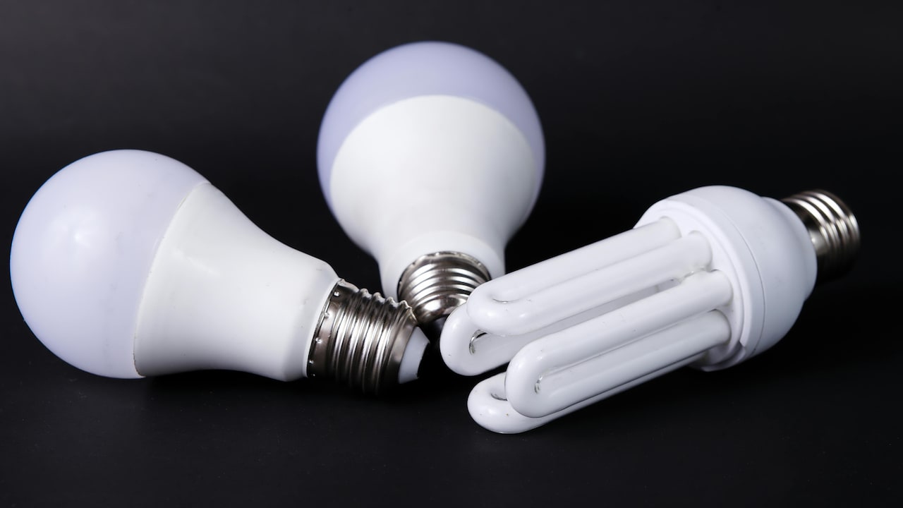 Flipkart SASA LELE Sale: Top Inverter Bulbs To Keep Your Home Lit During Power Cuts