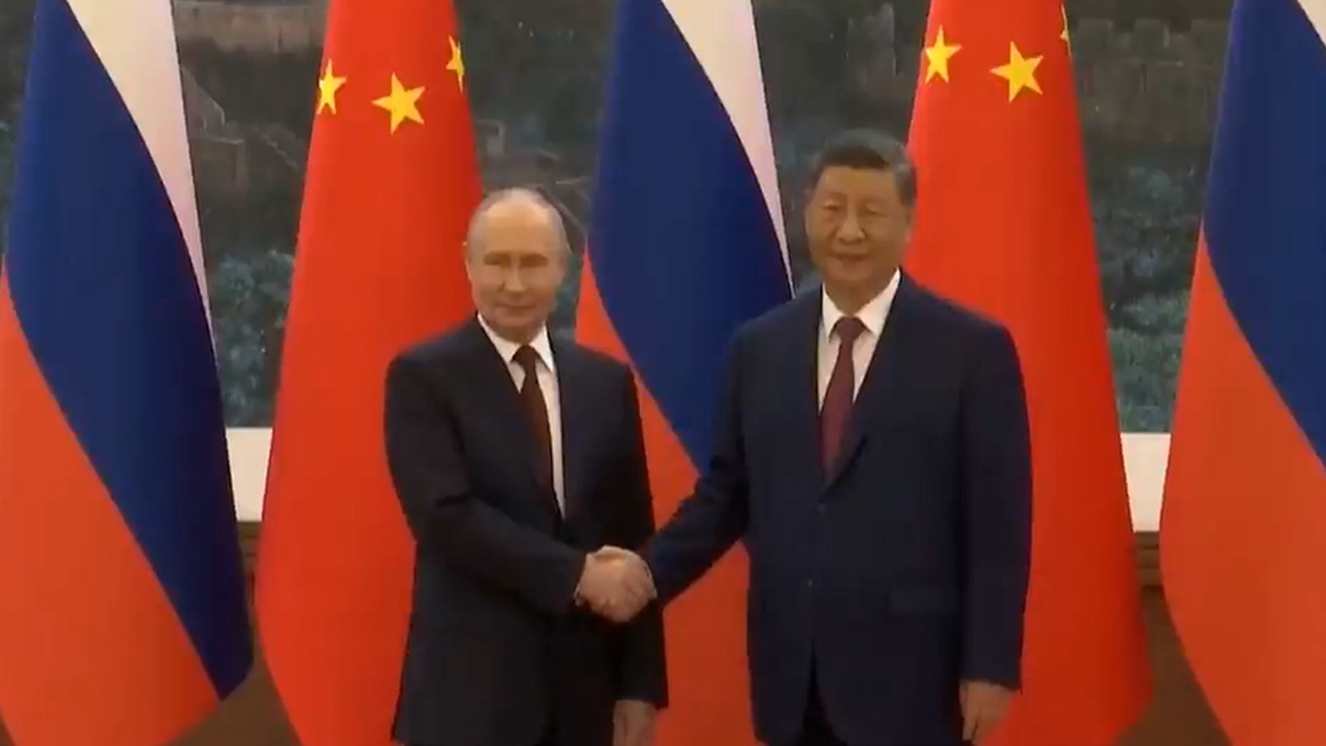 Xi Jinping & Vladimir Putin Unite After Trump's China Trip | Big Message To The West