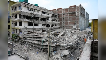 Saket Building Collapse: Death Toll Rises To Six, FIR registered, Two MCD Engineers Suspended