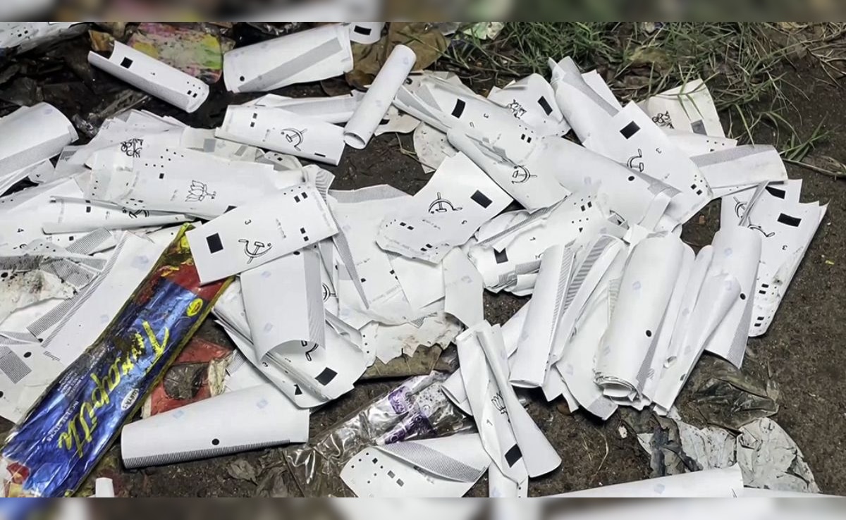 The discarded VVPAT slips allegedly from Booth Number 29 in the Noapara Assembly constituency.