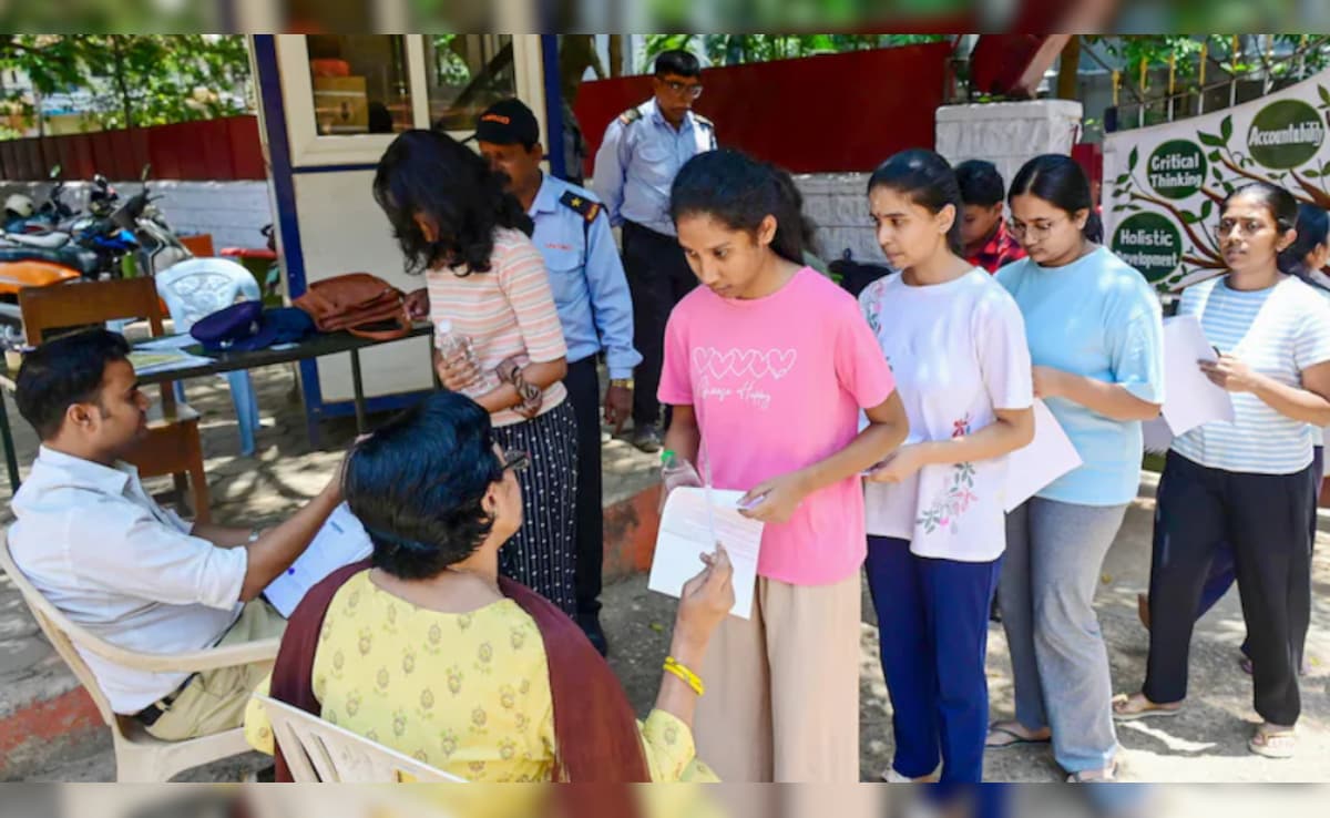 Will NEET 2026 Fees Be Refunded? What Students Need To Know After Exam Cancellation