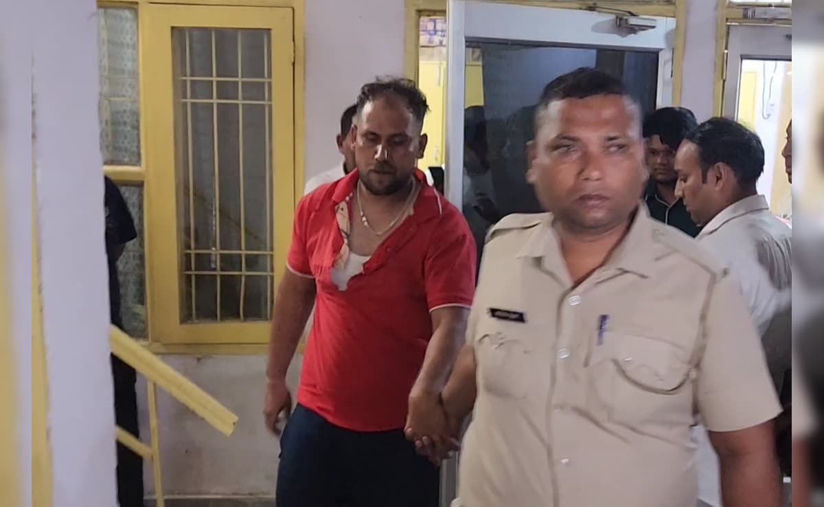 यमुनानगर में मासूम अपहरण कर भाग रहे बदमाश बाइक सह‍ित ग‍िरे, एक को पकड़कर ग्रामीणों ने पीटा