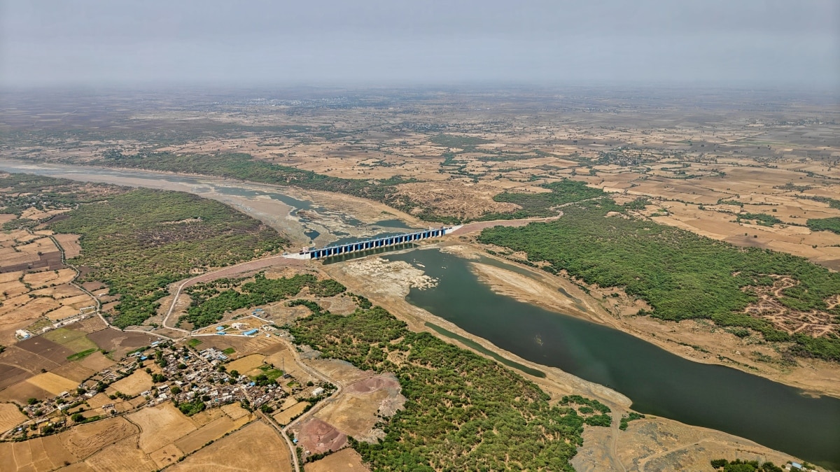 राम जल सेतु लिंक परियोजना (पार्वती-कालीसिंध-चंबल परियोजना) के अंतर्गत ईसरदा बांध राम जल सेतु लिंक परियोजना (पार्वती-कालीसिंध-चंबल परियोजना) के अंतर्गत ईसरदा बांध