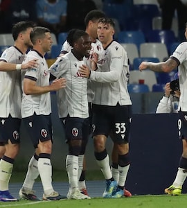 Napolis Champions League Spot In Balance After Last-Gasp Bologna Defeat