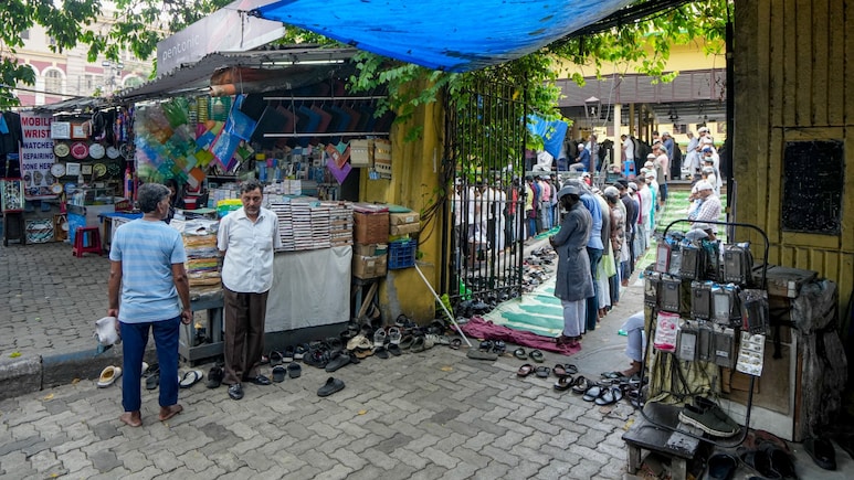 बकरीद पर बवाल क्यों? सोसायटी या कॉलोनी में कुर्बानी के क्या हैं नियम, RWA क्या दे सकता है छूट
