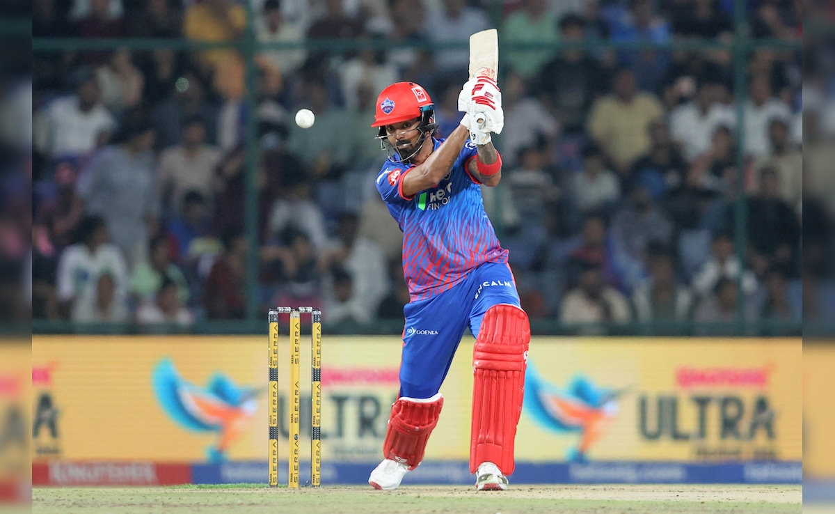 IPL 2026: बेंगलुरु का टिकट पक्का, दिल्ली ने बिगाड़ा राजस्थान का खेल, ऐसा है प्लेऑफ का समीकरण