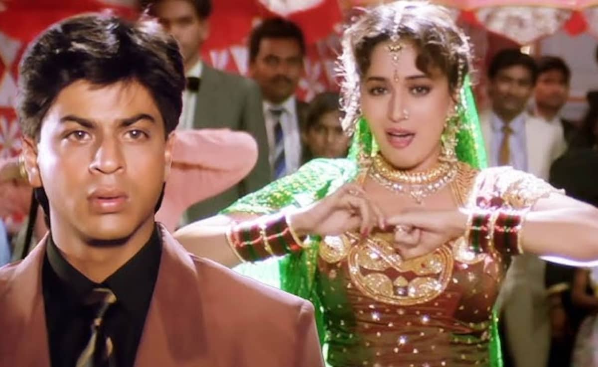 32 साल पुराना वो गाना, जिसे Madhuri Dixit ने कर दिया था रिजेक्ट, डायरेक्टर ने जबरन करवाया शूट, बना बॉलीवुड का कल्ट सॉन्ग — WellsTrack