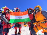 बर्फीली हवाएं, कम ऑक्सीजन... दुनिया की सबसे ऊंची चोटी के 8000 मीटर ऊंचे 'डेथ जोन' में इन महिलाओं ने रचा इतिहास बर्फीली हवाएं, कम ऑक्सीजन... दुनिया की सबसे ऊंची चोटी के 8000 मीटर ऊंचे 'डेथ जोन' में इन महिलाओं ने रचा इतिहास