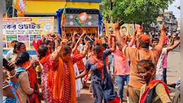 BJP ने बंगाल-असम में आरक्षित सीटों पर भी कर दिया 'खेला', SC-ST इलाकों में किया सूपड़ा साफ!