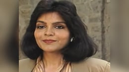Zeenat Aman Recalls Shooting <i>Gawaahi</i> After Giving Birth To First Child: 'Marriage Already Started Showing Cracks'