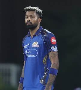 Mumbai Indians Called Out For Lack Of Support For Hardik Pandya: "No One Standing With Him"