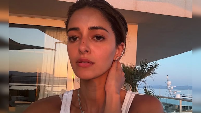How Ananya Panday Deals With Heartbreak: <i>"Roti Hoon,  Ice Cream Khaati Hoon, Sad Arijit Singh Ke Gaane Sunti Hoon"</i>