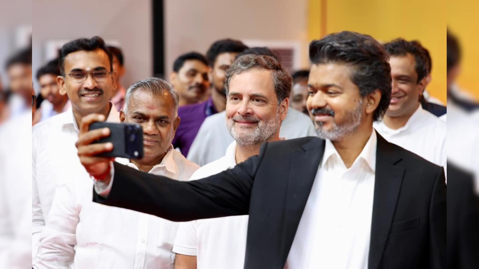 Vijay's 2-Pronged Stance On Protest: Support For Rahul Gandhi, Abolish NEET
