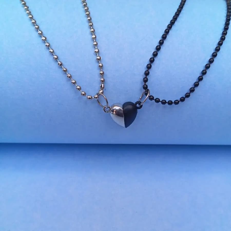 Click here to buy: SheOm Karki Alloy Chain Click here to buy: SheOm Karki Alloy Chain