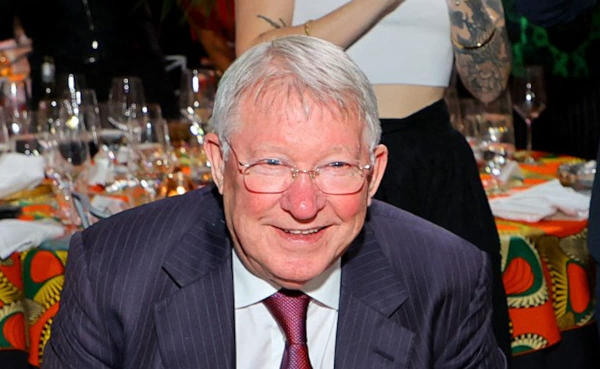 Sir Alex Ferguson Taken To Hospital Ahead Of Manchester United vs Liverpool Game. Heres Why