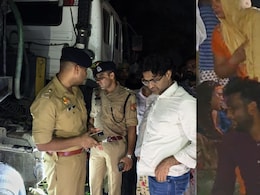 &nbsp;अमरोहा में भीषण हादसा: बेकाबू डंपर ने मंदिर में घुसकर रामायण पाठ कर रहे श्रद्धालुओं को कुचला, 3 की मौत और 4 घायल