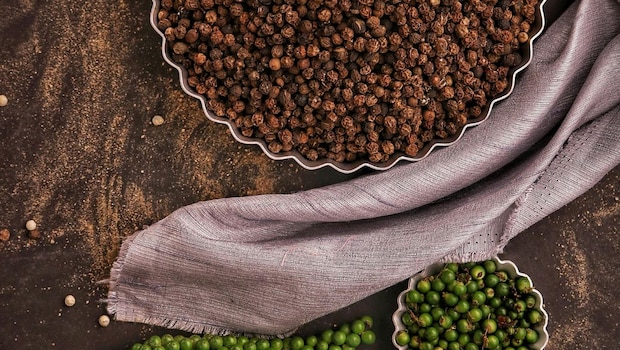 6 Native Indian Spices That Still Rule Kitchens Across The Globe
