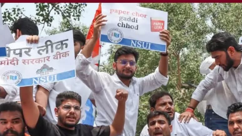 20000 में फिजिक्स के सवालों का सौदा, एक का नाम था 'GOD'; NEET पेपर लीक केस का गढ़ बना महाराष्ट्र, 13 में 9 आरोपी यहीं के