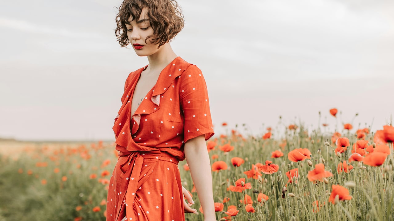 5 Wrap Dresses for Women That Feel Light Yet Look Office-Ready Under ₹1,500