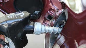 CII Seeks Phased Fuel-Excise Rollback As Private Sector Capex Up 67% To Rs 7.7 Lakh Crore